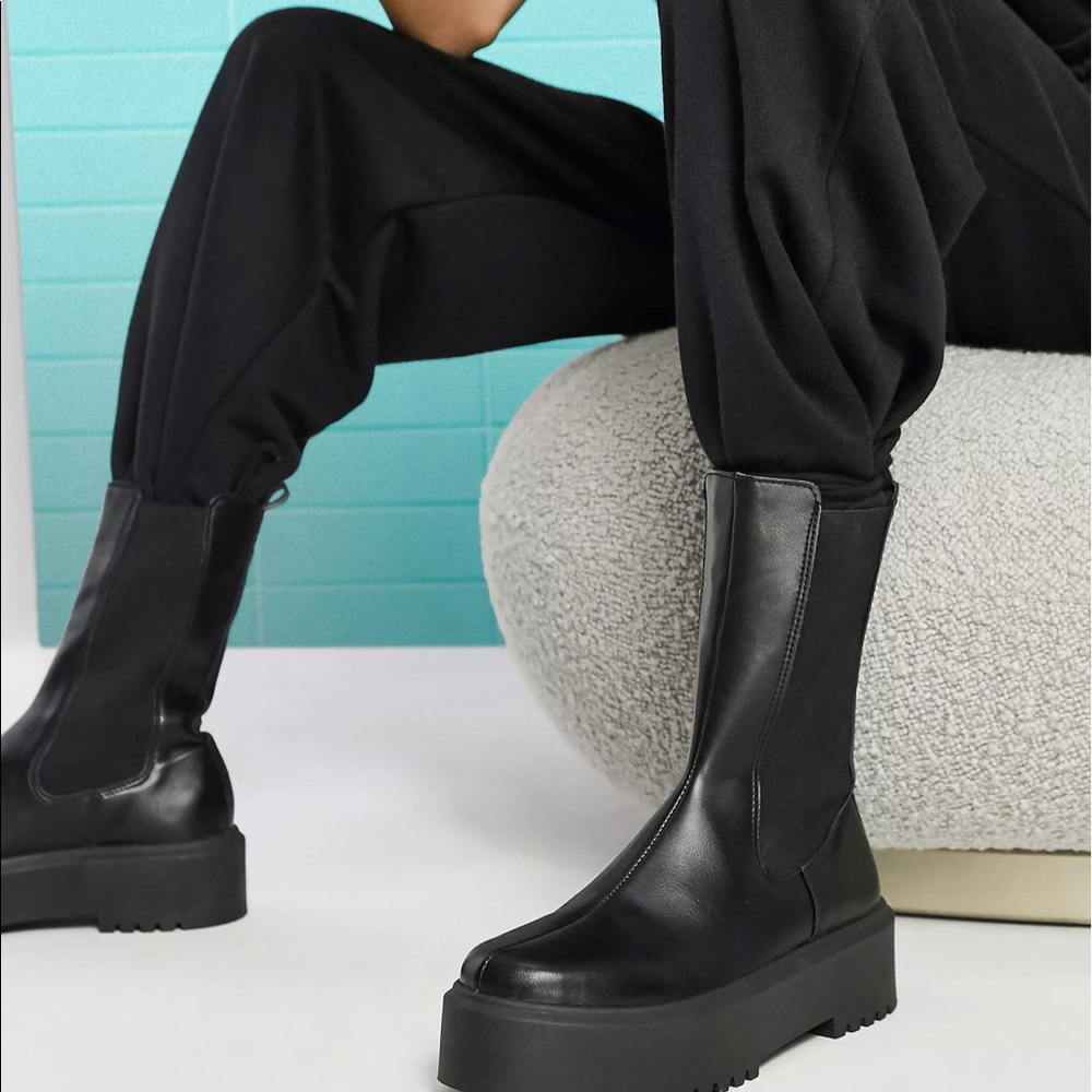 ASOS DESIGN Alana chunky chelsea